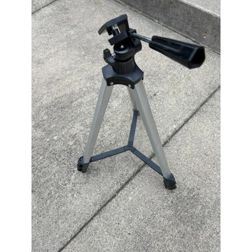Aluminum Camera/Camcorder Tripod